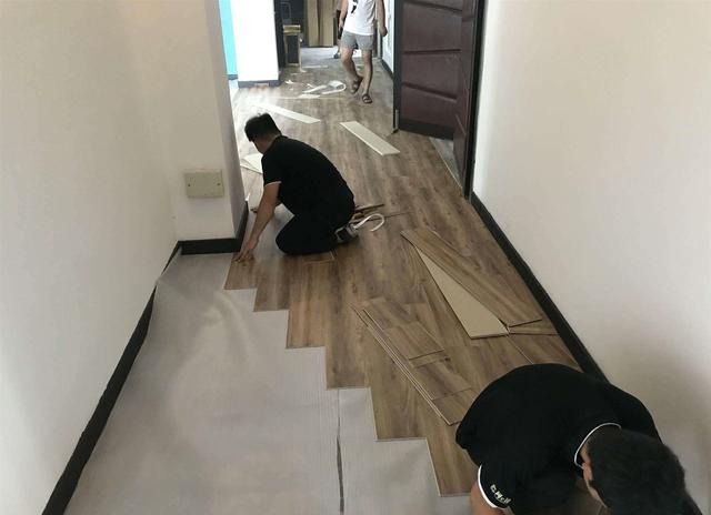 SPC flooring